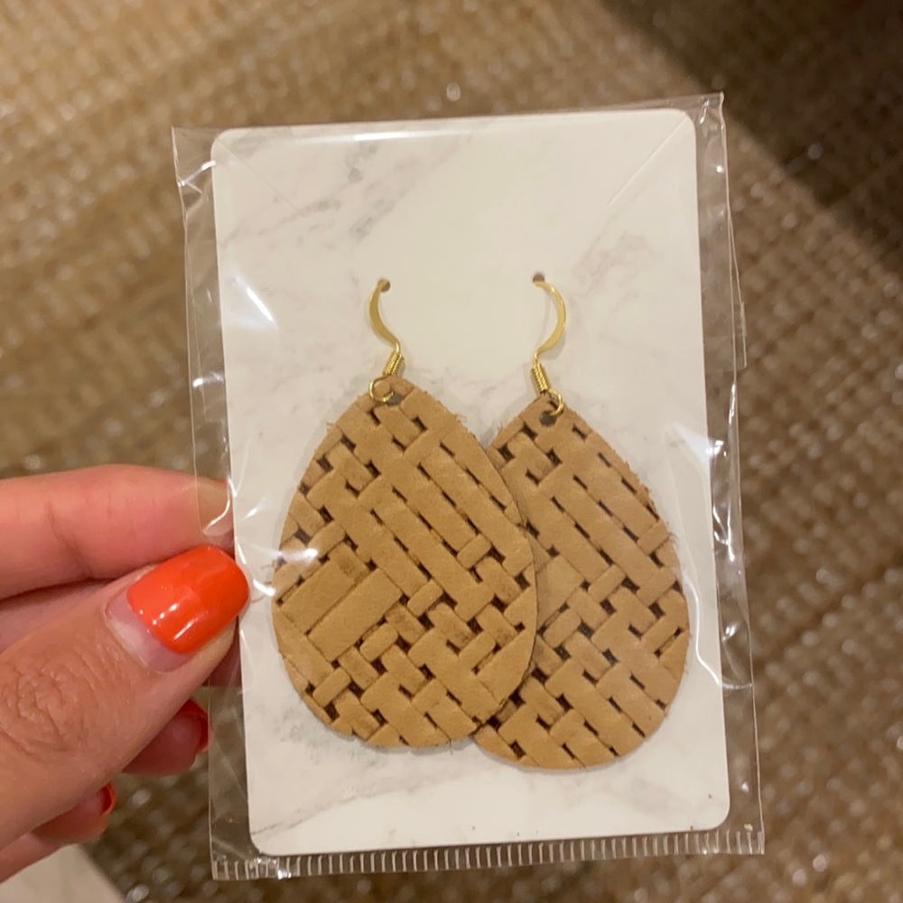 Brand new, never been worn earrings